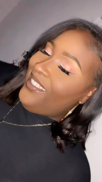 Glossy nude soft glam close-up